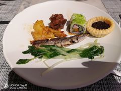 -顺德联塑万怡酒店·万荟轩自助餐厅