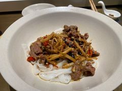 牛肉干拌粉-漆黑觉米粉(三里屯店)