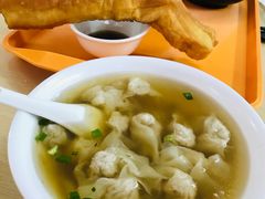 -张阿三馄饨店