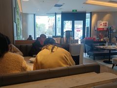 -必胜客(尹山湖歌林公园店)