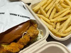 -TRIPS BURGER(大钟寺店)
