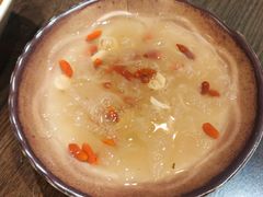 银耳莲子羹-双燕楼·手工馄饨·汤面小吃(世纪汇店)