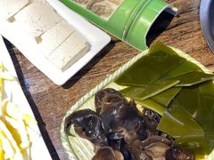 -老蜀铜火锅·酸菜脊骨·麻辣羊蝎子(热闹路店)
