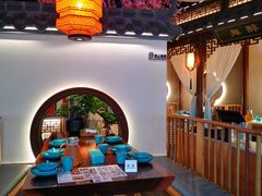 -荷塘秋月·本帮江浙菜(国权路店)