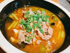 豆花肥牛-破三川·新川菜(静安大融城店)