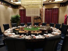 包厢-蒙古人烤羊大师·绿野餐厅(工农大路店)