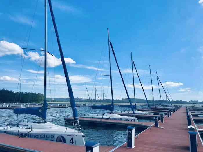 武汉大海阳光帆船俱乐部(东湖绿道帆船公园店)-"东湖是一个堪比西湖的