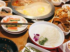 -小媳妇重庆火锅(海莲路店)