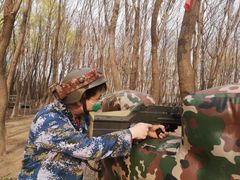 -亲兄弟真人CS团建拓展基地