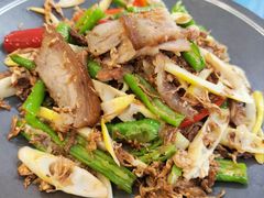 坛子肉手拨笋-干老四雅鱼饭店(滨江西路店)