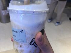 -喜茶(杭州滨江宝龙店)