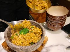 威士忌蟹粉海鲜石锅捞饭-酒池星座(深圳湾后海汇店)