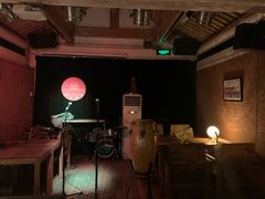 -脚下咖啡·CHILL酒馆(灵光东巷店)
