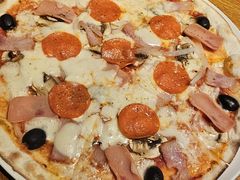 -JINNS锦时 steak&pizza(浸信会礼拜堂旧址店)