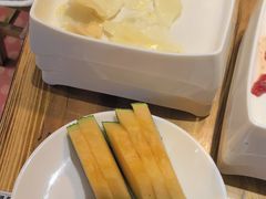 -香逸山自助火锅