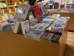-新华文创·光的空间