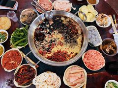 -储奇门鳝鱼火锅(总店)