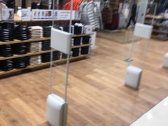 -优衣库(郑州丹尼斯大卫城店)