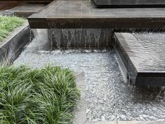 -瑞虹新天地月亮湾