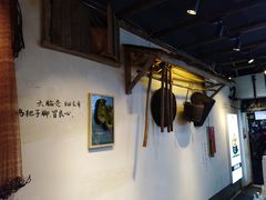-白色精品·老长沙臭豆腐(文化店)