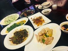 酒香草头-三林本帮馆(中林街店)