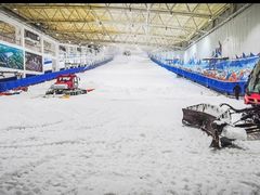 -乔波室内滑雪场