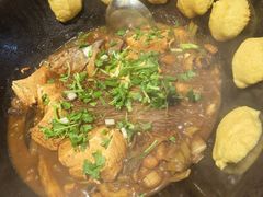-鱼窝棚柴火铁锅炖(富山屯店)