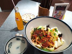 -弓家大队老碗面(高新咖啡街区店)