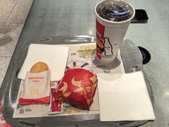 -麦当劳(中山公园龙之梦店)