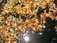 -聚鑫朋酸菜肥肠(文艺路口店)