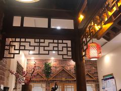 大堂-东来菜馆•手抓海鲜家常菜•海鲜锅贴(鸽子窝店)