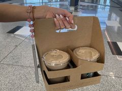 -星巴克(香港国际机场44号闸店)