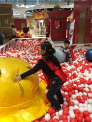 -Hamleys哈姆雷斯(三胞店)