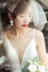 -Lady  Jane高端婚纱礼服馆