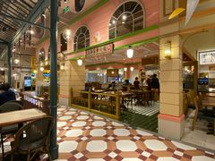 大堂-大食代美食广场(上海中心店)