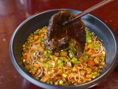 -刘二姐肥肠米粉(总店)