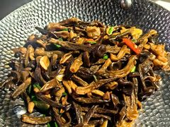 -雀舞云南菜(天津天河城购物中心店)