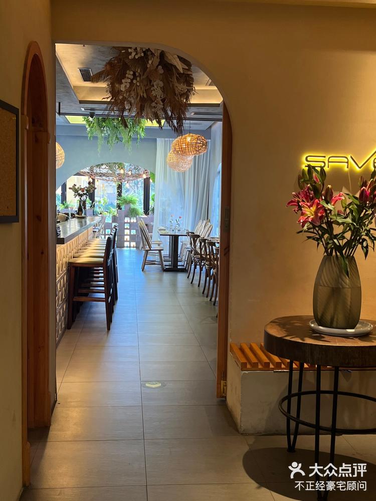 一家藏在香江花园俱乐部里的西餐厅