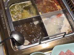 -巴渝瓦肆重庆鲜火锅(宝龙环湖店)