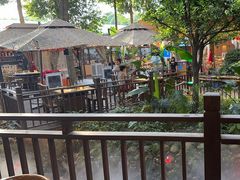 -二荆条·蜀鲜汇城市森林火锅