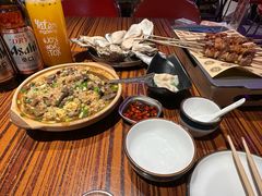 -蚝堡海鲜·威海菜·海肠捞饭·烧烤·亚洲吃蚝公司(幸福门店)