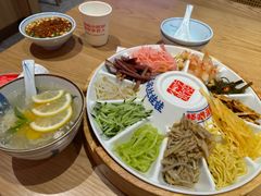 -怪噜范·老贵阳街头名小吃(数博万达店)