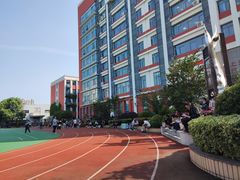 -上海市工商外国语学校