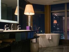 -深圳皇庭V酒店