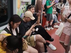 -东方体育中心(地铁站)