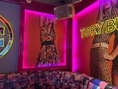 -UK派对KTV(日月广场店)