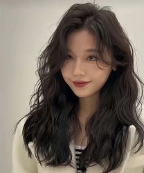 -妃格美发沙龙·烫发·染发
