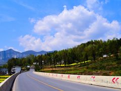 -鹿院坪生态旅游景区