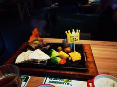 -豪客来牛排(重庆三峡广场步行街1704店)