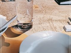 -穹六人间 people 6(岳阳路店)